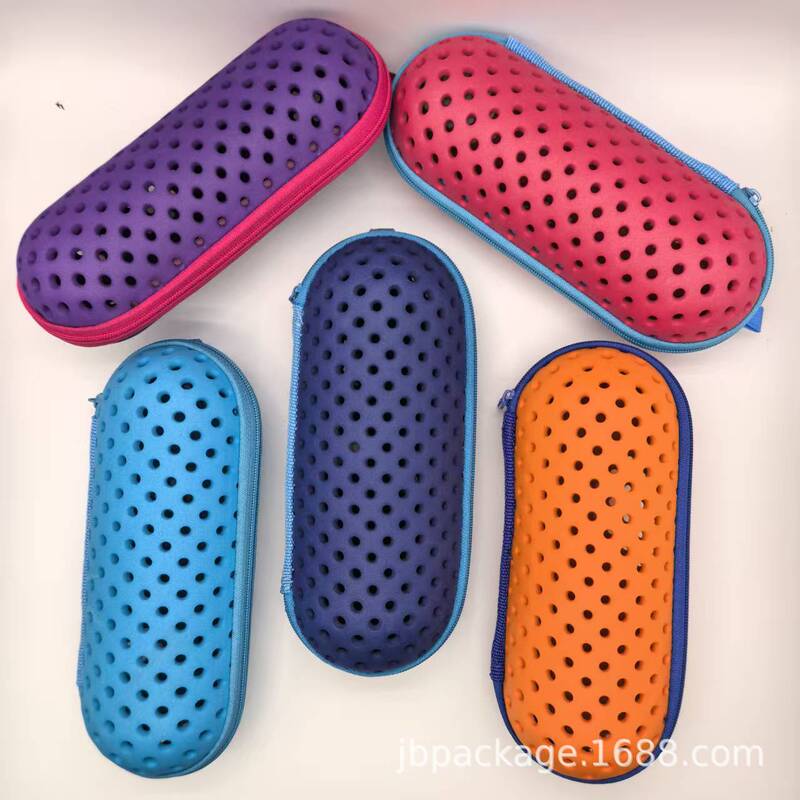 Manufacturer of Hollow-Out Swimming Goggles, Breathable Glasses Case, Waterproof Large Swimming Goggles Storage Box, Portable Fitness Swimming Equipment Factory Manufacturer of Hollow-Out Swimming Goggles, Breathable Glasses Case, Waterproof Large Swimming Goggles Storage Box, Portable Fitness Swimming Equipment Factory