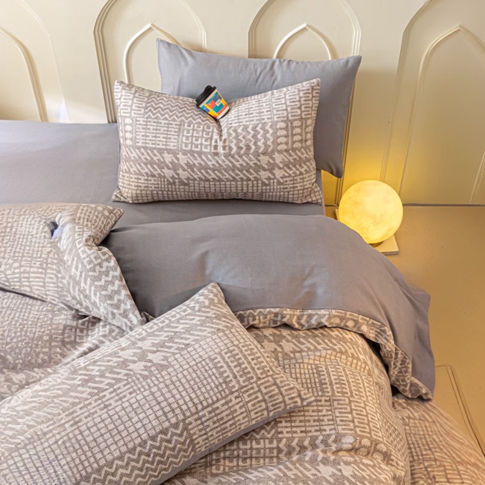 Cama cepillada de cuatro piezas de algodón puro 2025 nuevo estilo funda de edredón sábana combinación de ropa de cama de tres piezas