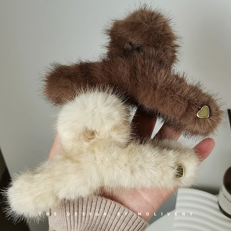 Hair clip Premium plush clip Oversized style back of head shark clip_voghion.com