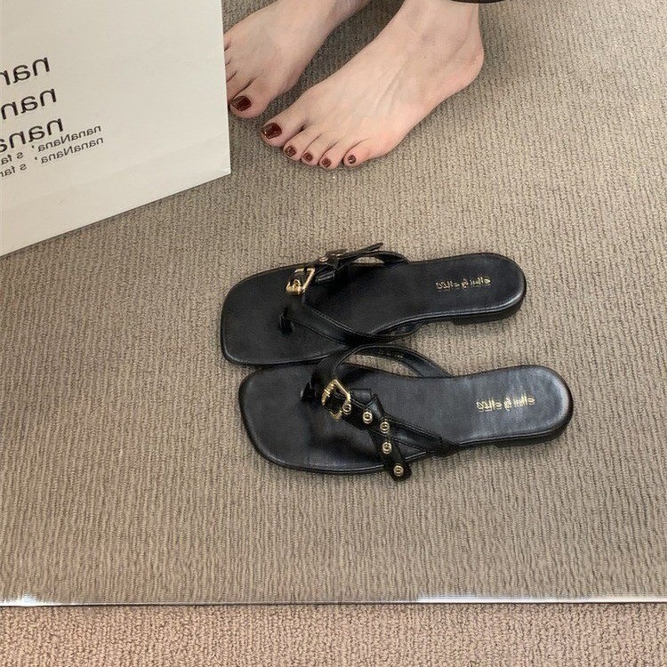 Summer belt square toe flat
