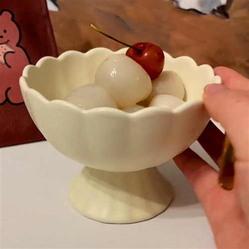 Ice cream bowl, ice cream dessert cup, cream style internet celebrity tableware, tall shaved ice dessert, soft ice pudding bowl