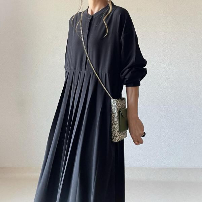 Korean and Japanese Style Round Neck Buttoned Long Sleeve Pleated Mid-Length Dress, Artistic and Sweet Autumn/Winter Base Shirt Dress for Women