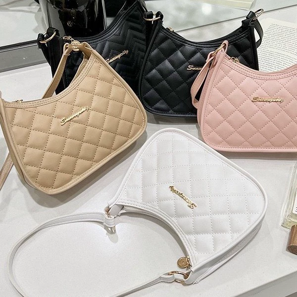 Вышитая сумка под мышку, новый стиль 2025, внешняя торговля, маленькая квадратная сумка, женская оптовая модная универсальная сумка через плечо, прямые продажи с фабрики