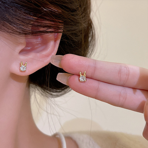 S925 Silver Needle Compact Rabbit Diamond Stud Earrings Feminine Personality Internet Celebrity Trendy Earrings Versatile Design Ear Accessories