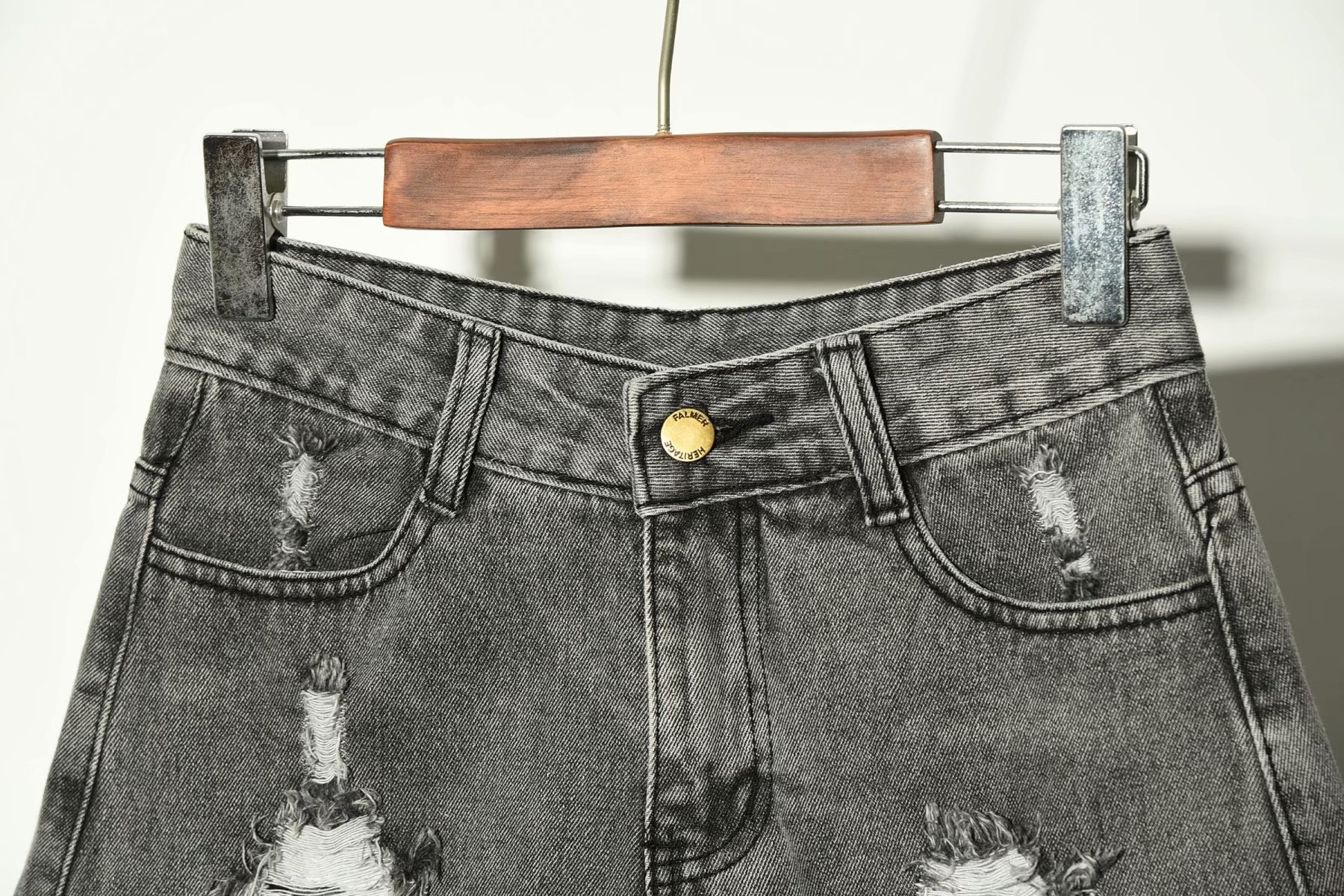High Waist Loose Fit Denim Shorts Style Summer Wear For Women Large Size Hole Detail Slimming Effect Raw Edge Wide Leg A-Line Hot Pants_ecoleips.com