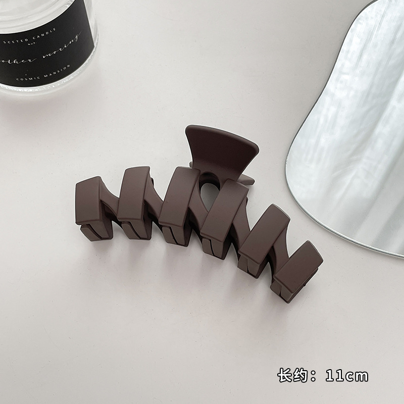 Pinza de agarre simple y versátil de temperamento, clip de tiburón grande, horquilla, pinza para el cabello de alta calidad para mujer, clip para el cabello en la parte posterior de la cabeza, accesorios para el cabello al por mayor