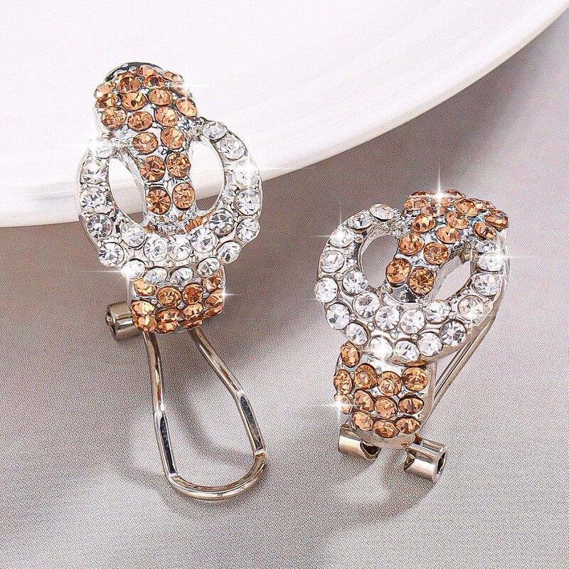 European and American Cross-Border Alloy Electroplated Diamond-Encrusted Zircon Women's Earrings & Korean Style Accessible Luxury and Fashionable Ear Clip Ear Jewelry European and American Cross-Border Alloy Electroplated Diamond-Encrusted Zircon Women's Earrings & Korean Style Accessible Luxury and Fashionable Ear Clip Ear Jewelry