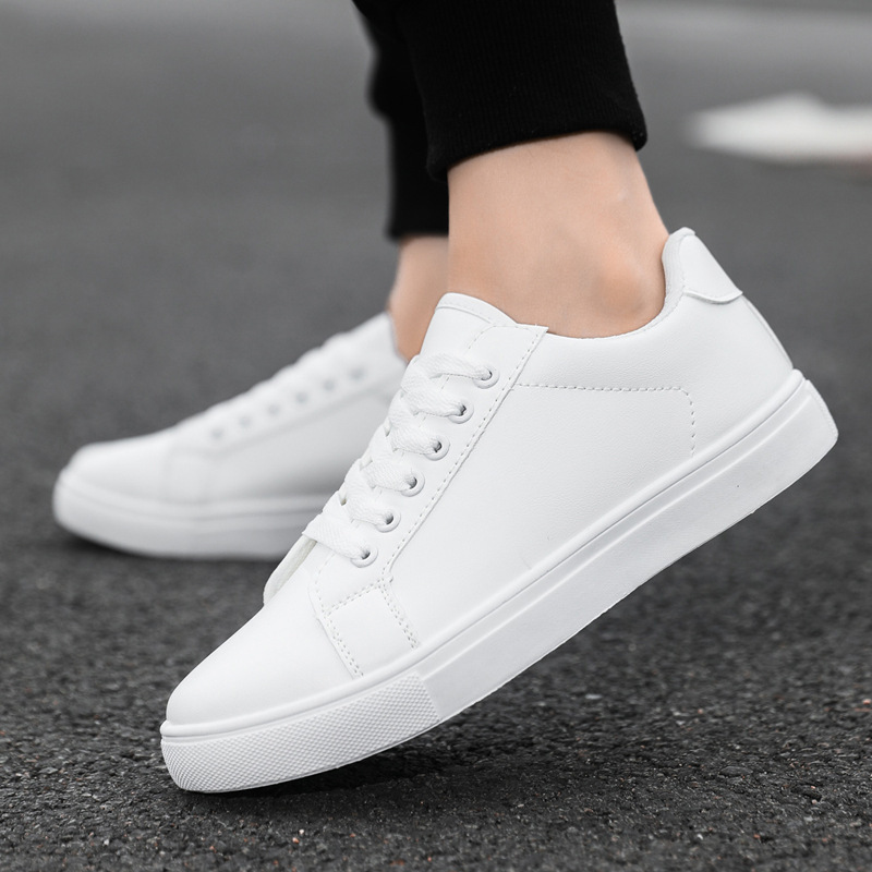 2026 Summer New Style White Shoes for Men, Korean Style Fashionable Sneakers, Trendy and Versatile Casual Men's Large Size Soft Leather Shoes