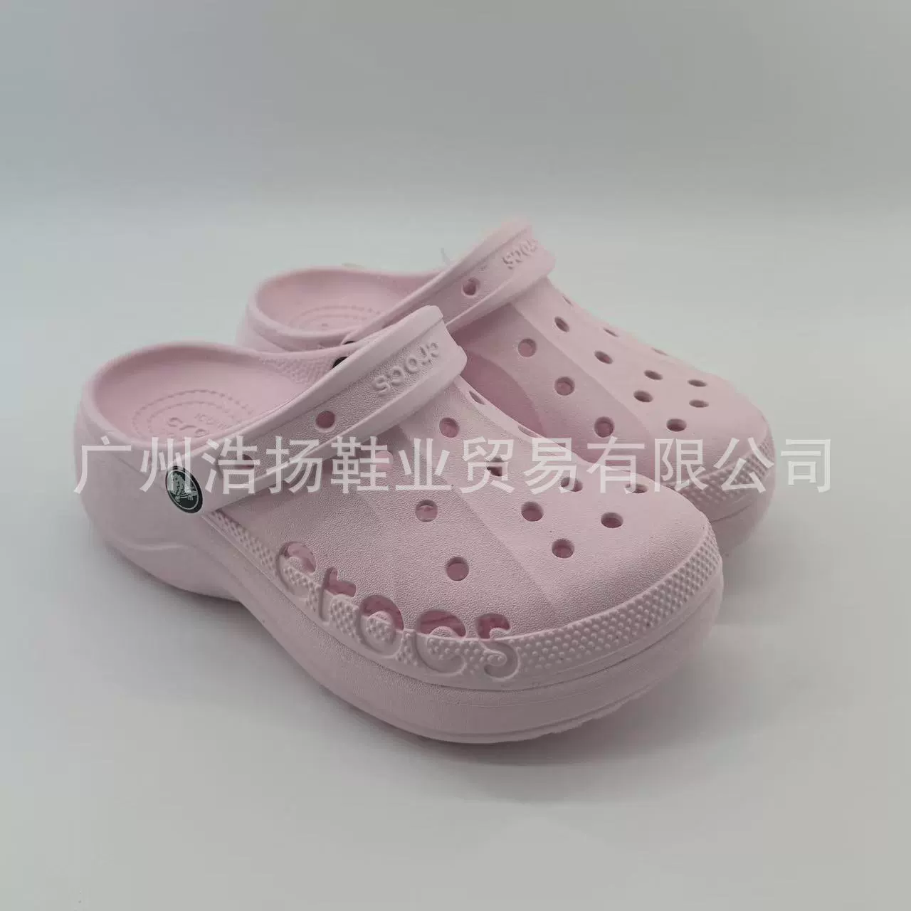 Кросс Облако Лето новые тапочки Crocs с толстой подошвой, повседневная пляжная обувь открытого типа баотоу тапочки 208186