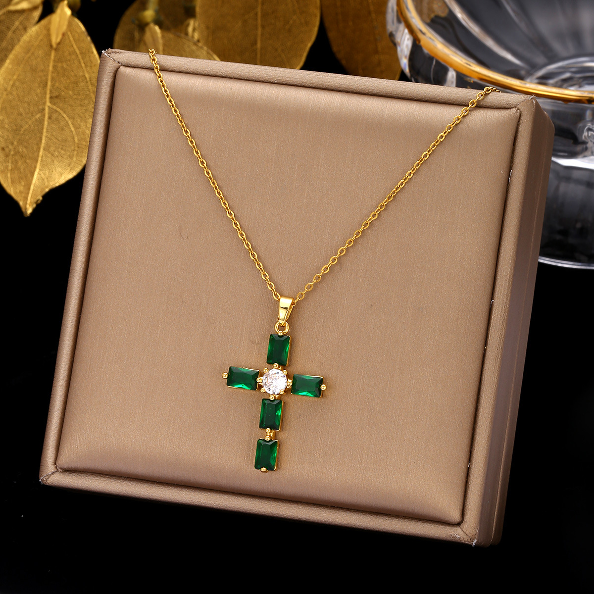 Retro Simple Style Cross Stainless Steel Plating Inlay Zircon Pendant Necklace display picture 3