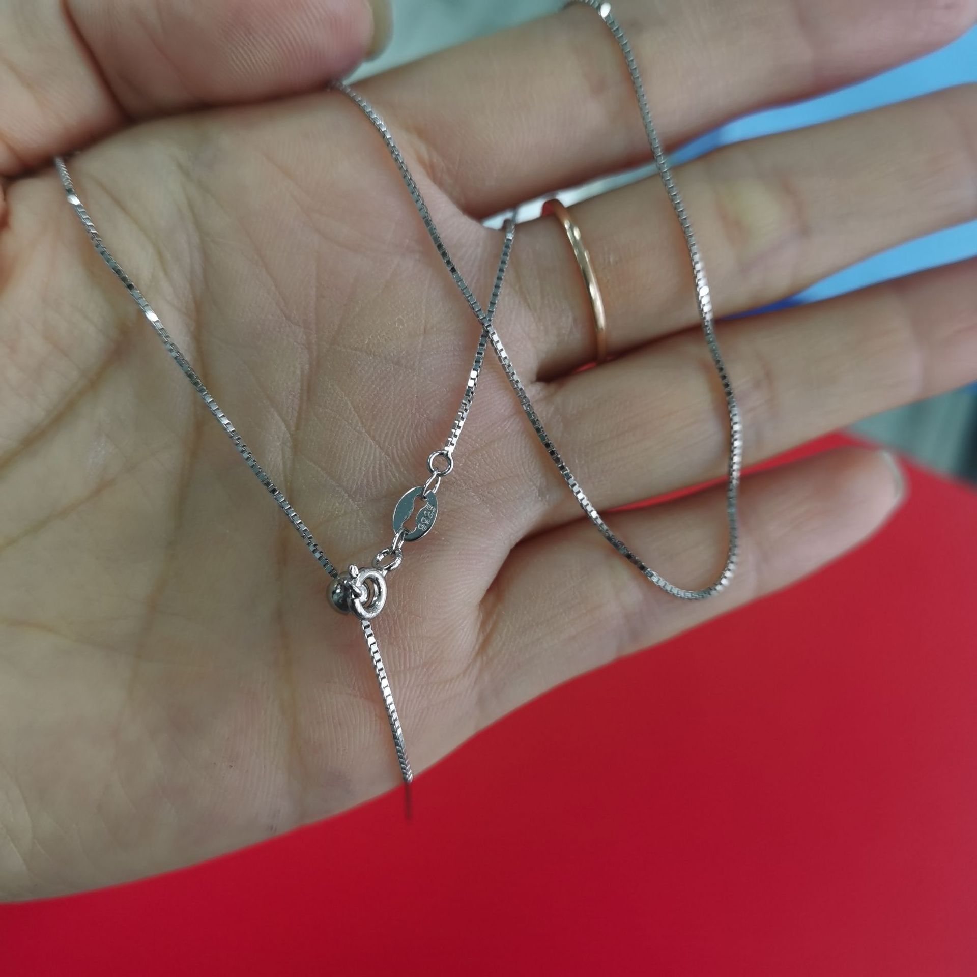 Cadena de caja de collar de plata esterlina S925 cadena en forma de O Cadena de onda de agua cadena estrellada Cruz cadena femenina Cadena de clavícula cadena al por mayor