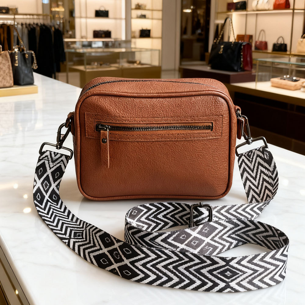 休闲小包女新款时尚简约女包质感单肩斜挎方包宽肩带荔枝纹小方包