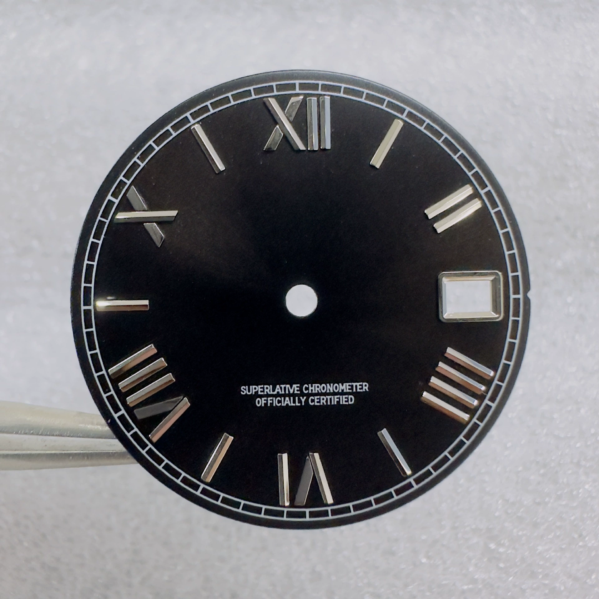 Часы Аксессуары Эмаль 28,5mm Римская шкала буквально настоящий гвоздь циферблат подходит для механического механизма NH35/36