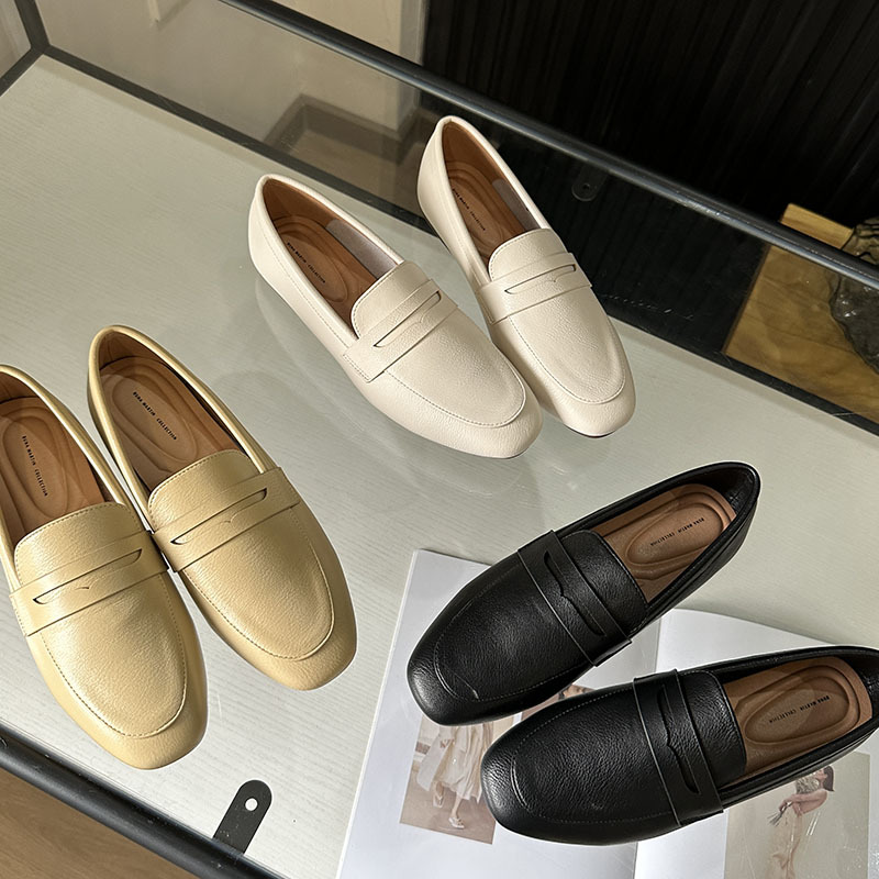 Shoes for summer and autumn