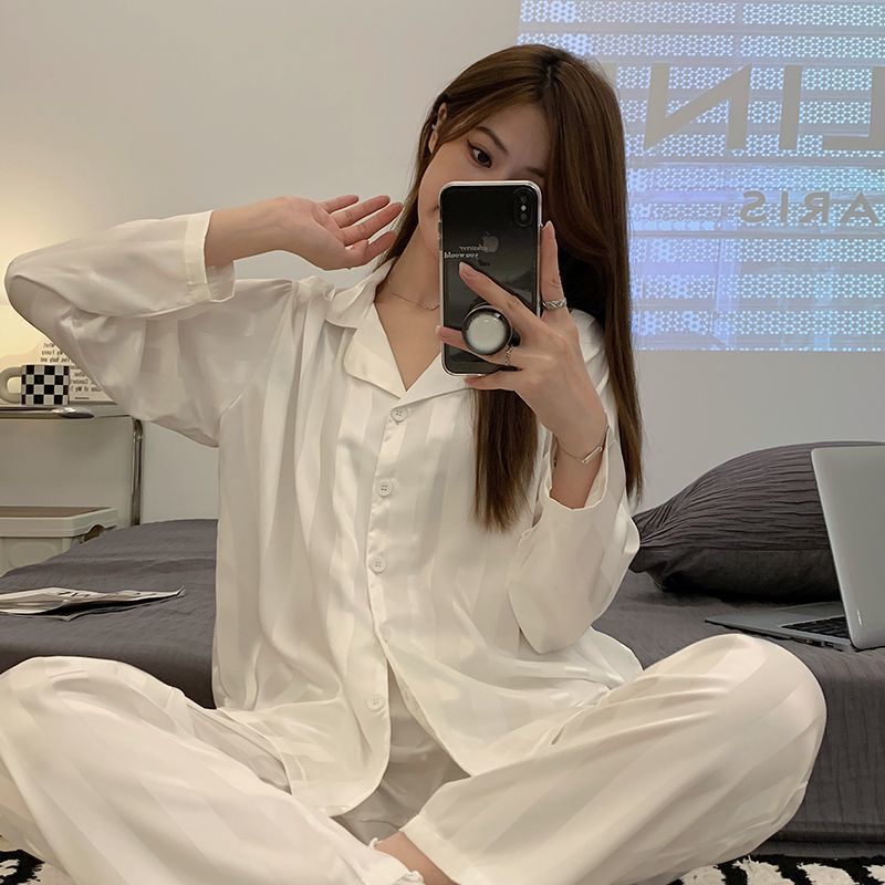 2025 新しいカップルパジャマ男性と女性のための春と秋の夏薄い長袖アイスシルク韓国スタイルのハイエンドホーム服|undefined