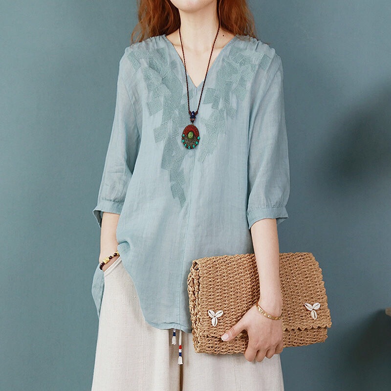 Vintage Artistic Cotton and Linen Embroidered Cotton and Linen Top Women's Loose Women's Casual Chinese Style Mid-length Top