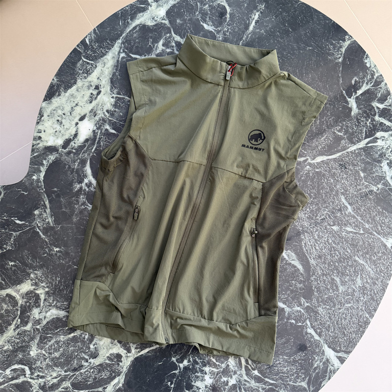 New Style Mammoth Vest for Men, Summer Thin Stand-Up Collar Outdoor Fishing Sports Sleeveless Loose Large Size Jacket New Style Mammoth Vest for Men, Summer Thin Stand-Up Collar Outdoor Fishing Sports Sleeveless Loose Large Size Jacket