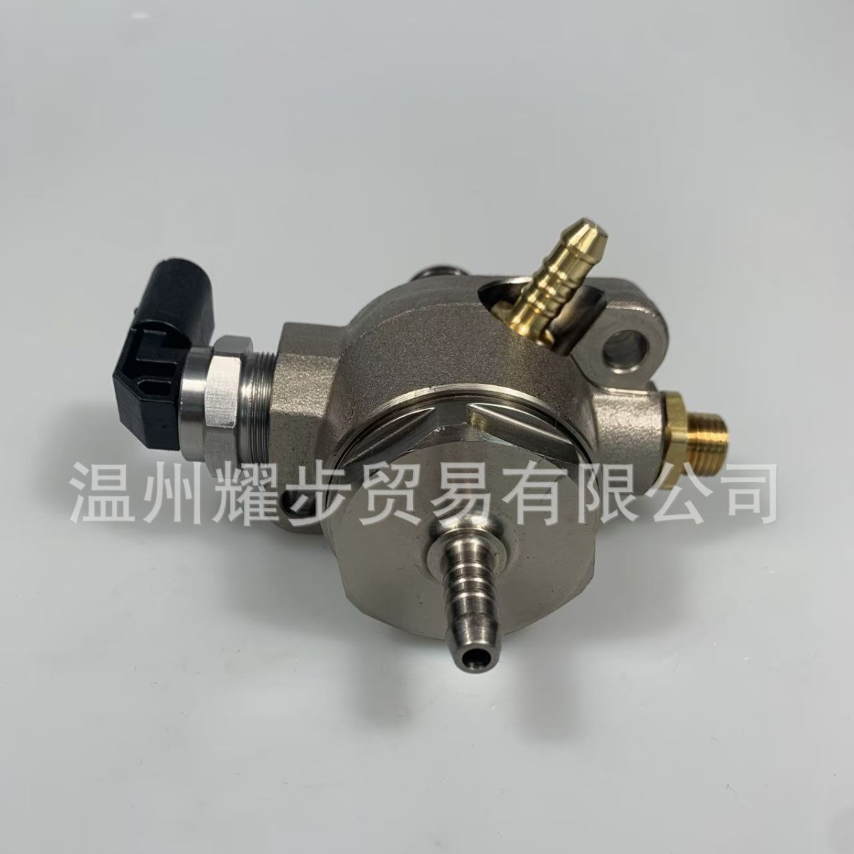 Refurbished High-Pressure Fuel Pump 06l127026b C D06L127025K m N R t with Dual Injection Copper Connector