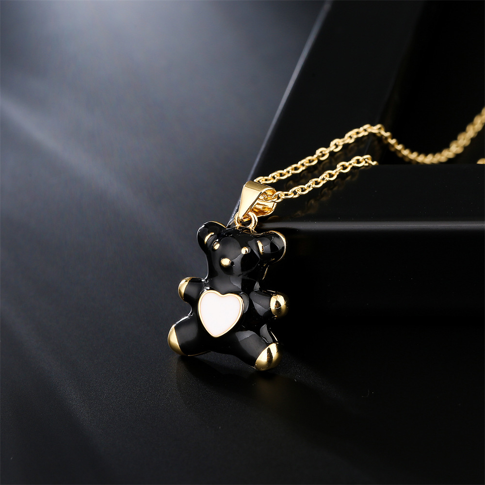 Simple Fashion Oily Bear Pendant Copper Plated Real Gold Necklace Wholesale display picture 2