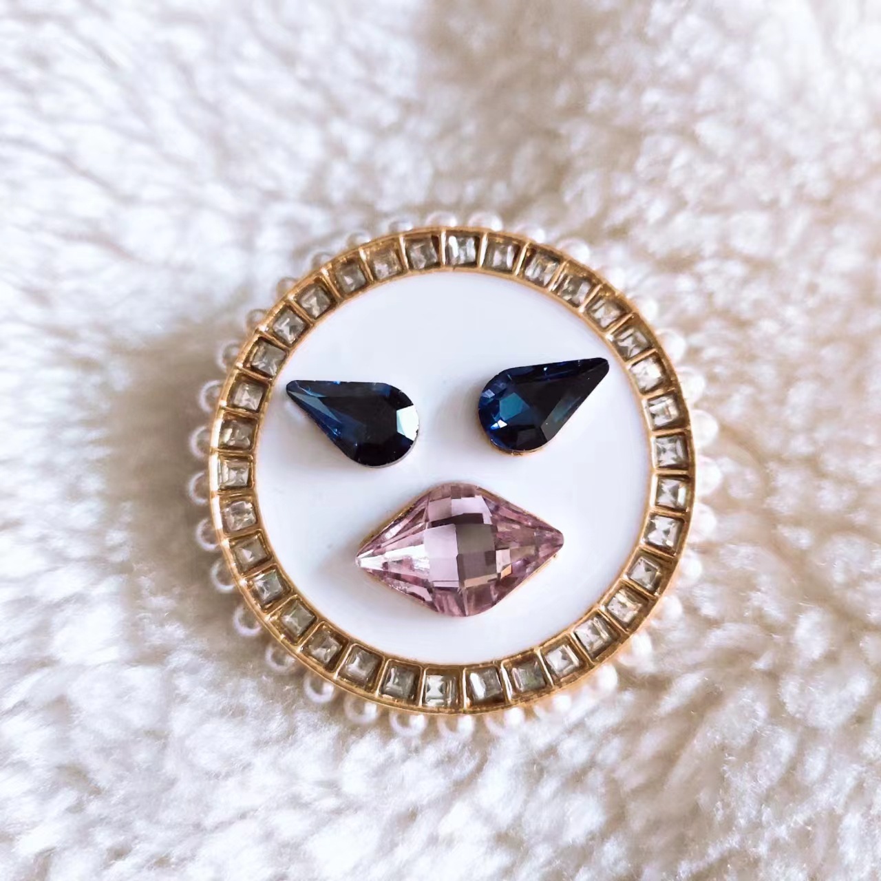 Elegant Pin Mouth Lips Flower Alloy Zircon Women's Silk Scarf Scarf Ring Corsage display picture 3