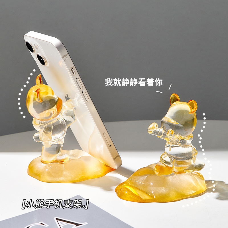 Wow House Original Design Violent Bear Phone and Tablet Stand Creative Cute Desktop Decoration Resin Crafts