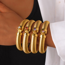 ��W���羳���ݽz�^�ʯ�_�����C18K僽�r�и��߭h�C���֭h