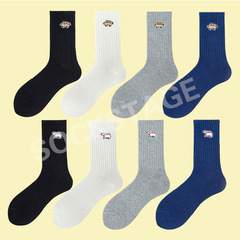Japanese trend brand socks with polar bear and pig embroidery, cotton sports casual long socks, Lam Wai Leung's style