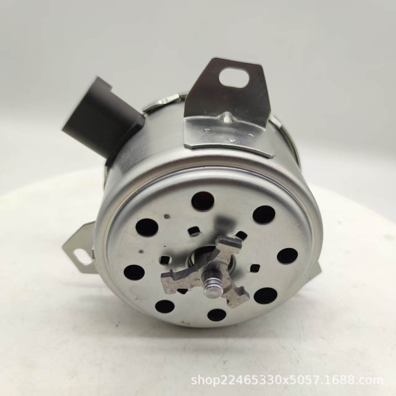 15780796 /15-80881 Car Radiator Fan Electronic Fan Motor Air Conditioning Condenser