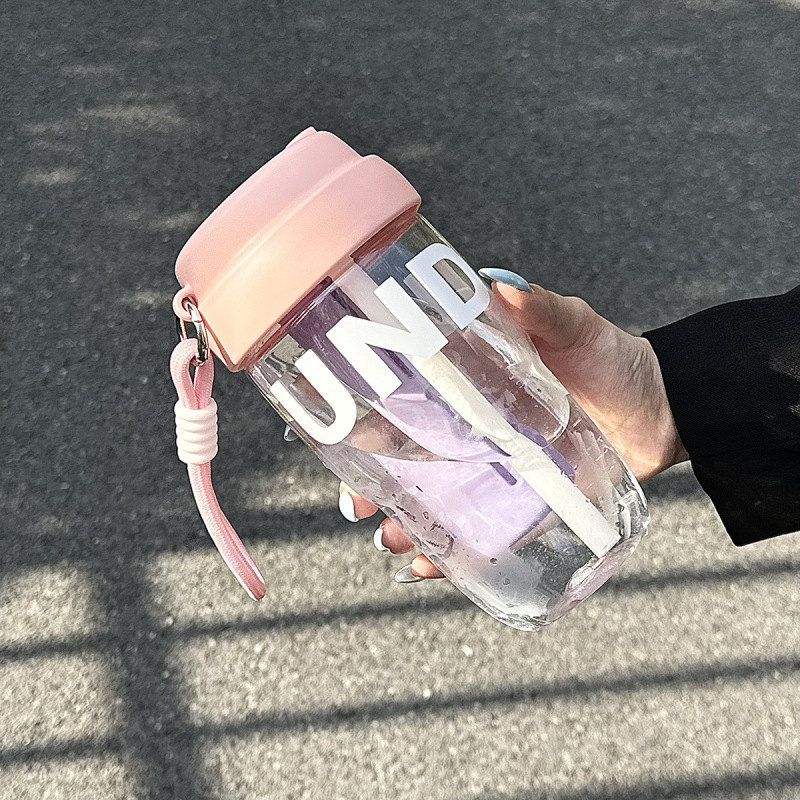 おしゃれな新しい高見えストローカップ、茶隔離、漏れ防止、持ち運び用ロープ付きプラスチックカップ、ポータブルダブルドリンクハンドルタンブラー|undefined
