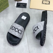 �ļ��¿�2026��Խ�ϼ���կ������һ���Ͽ羳���Qƽ��ɳ������Ь