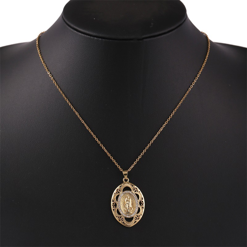 Fashion Holy Mary Copper Inlaid Zircon Necklace Wholesale display picture 2