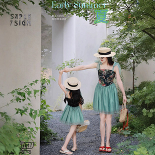 Play Together, Parent-Child Outfits, Mother-Daughter Outfits, Design Gauze Skirts, Retro Holiday Style Oil Painting Style Dresses, Summer Mother-Daughter Outfits