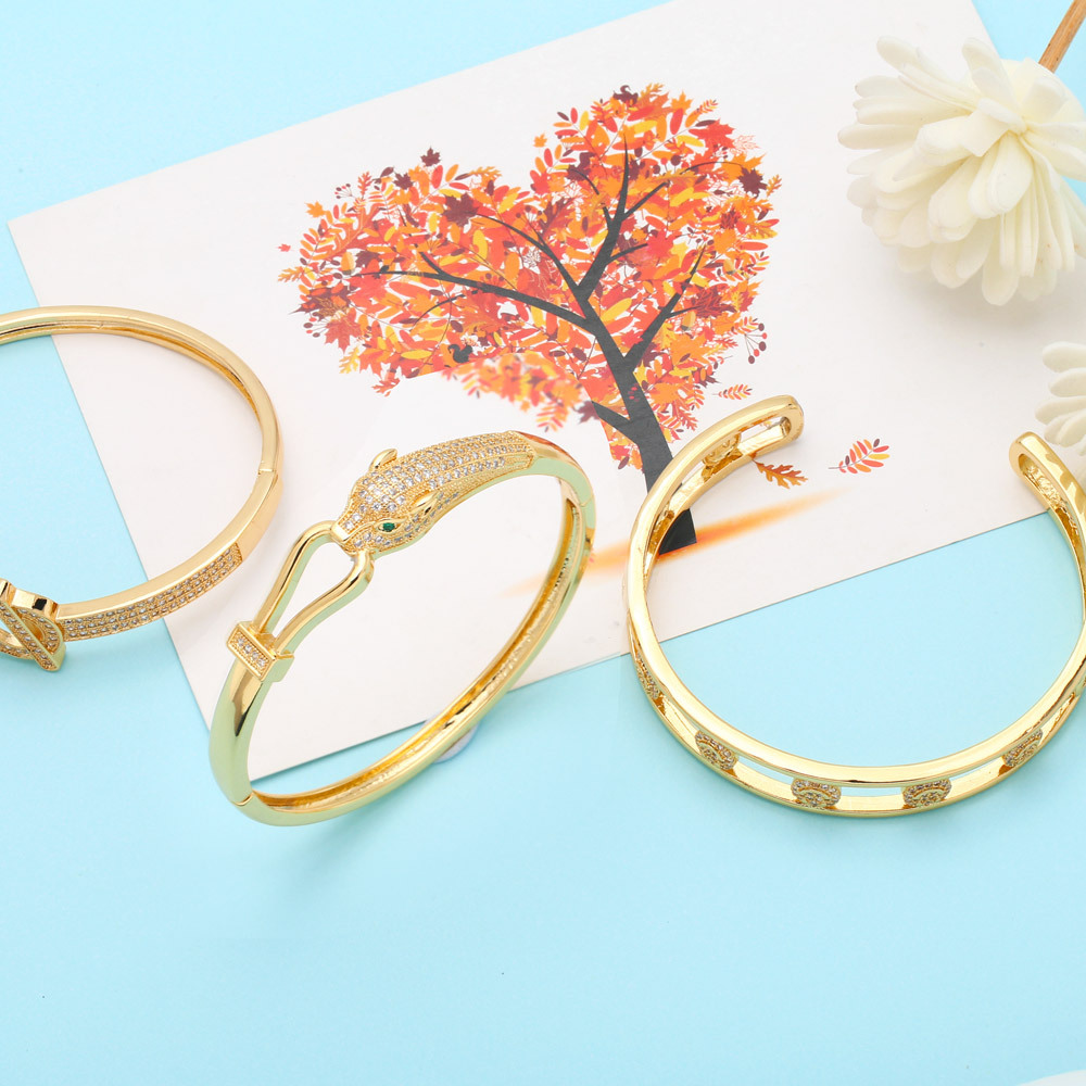 Fashion Animal Round Copper Bangle Inlay Zircon Copper Bracelets