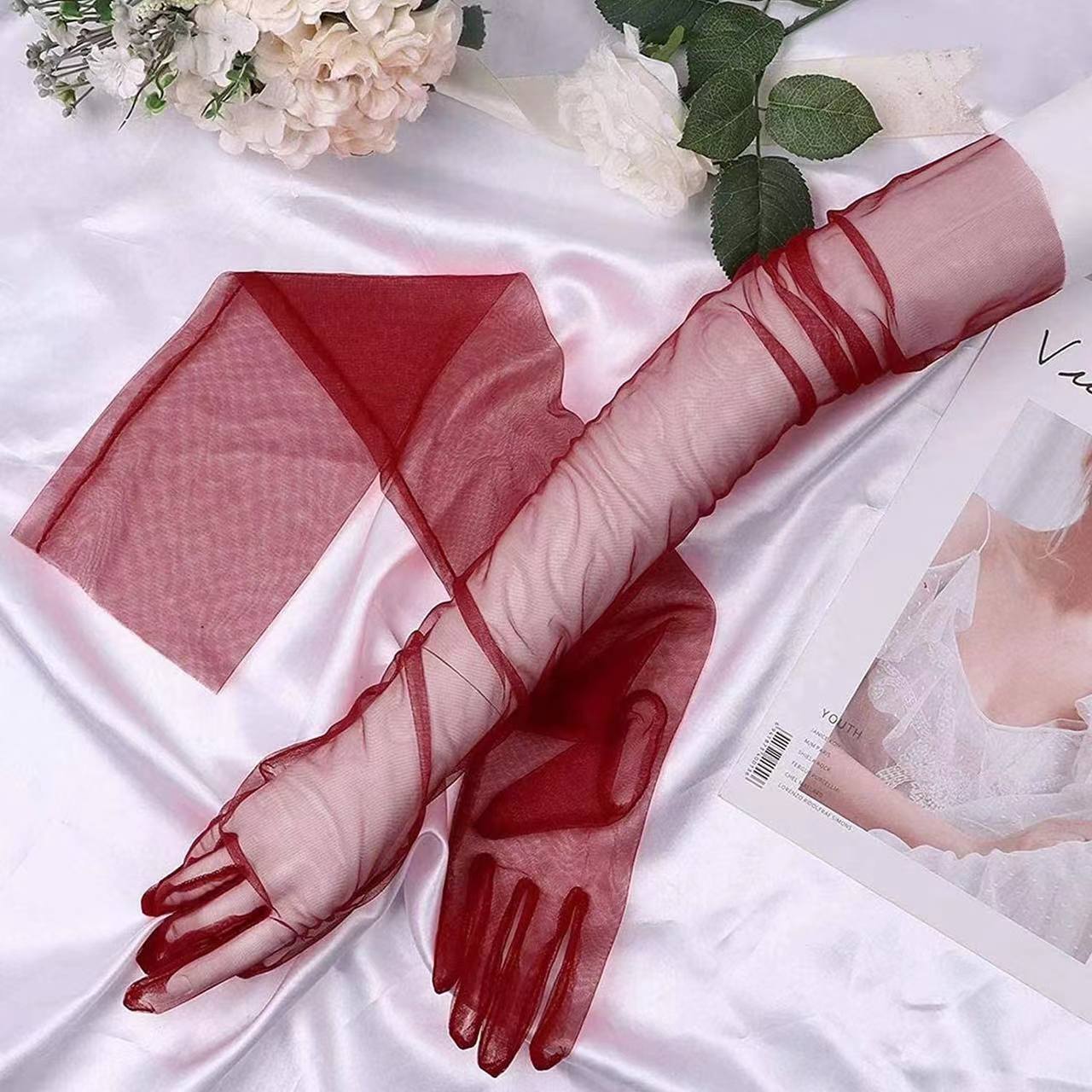 Lace Costume Gloves with Hair Accessory, White One Size Roleplay Pair — detail image 4