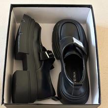 ��ɫ����ЬŮ���һ�_��2025�����¿ʽ��ϵJK��ȹ������СƤЬ