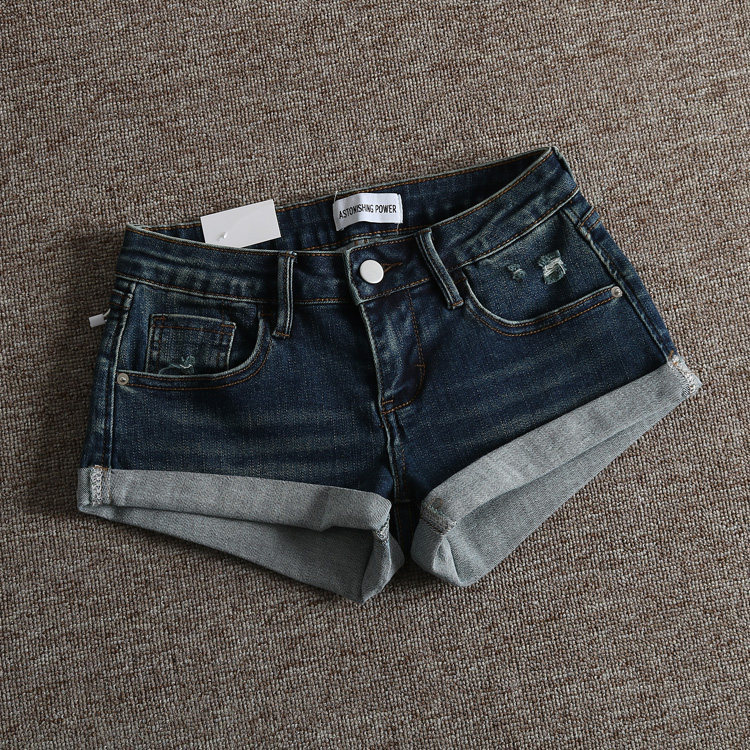 European Vintage Distressed Slim-Fit Black and Gray Low-Waist Rolled Hem Butt-Lifting Denim Ultra-Short Shorts for Women, Summer Straight-Leg Hot Pants European Vintage Distressed Slim-Fit Black and Gray Low-Waist Rolled Hem Butt-Lifting Denim Ultra-Short Shorts for Women, Summer Straight-Leg Hot Pants