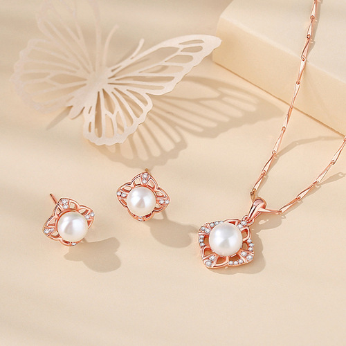 Original four-leaf clover pearl earrings for women, sterling silver, compact retro flower earrings, temperament earrings, women's day gifts