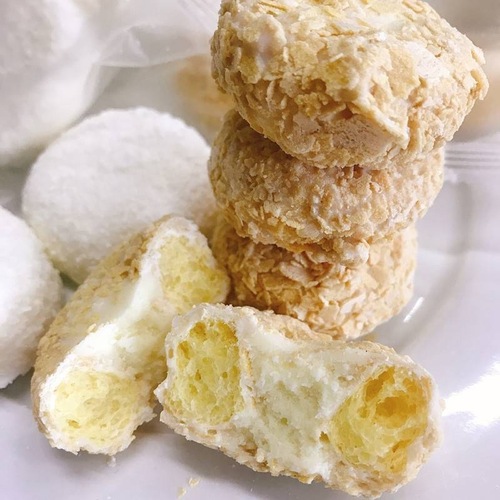 Xinjiang internet celebrity snack oatmeal crispy milk puff 500g/bag sandwich yogurt puff snack snack