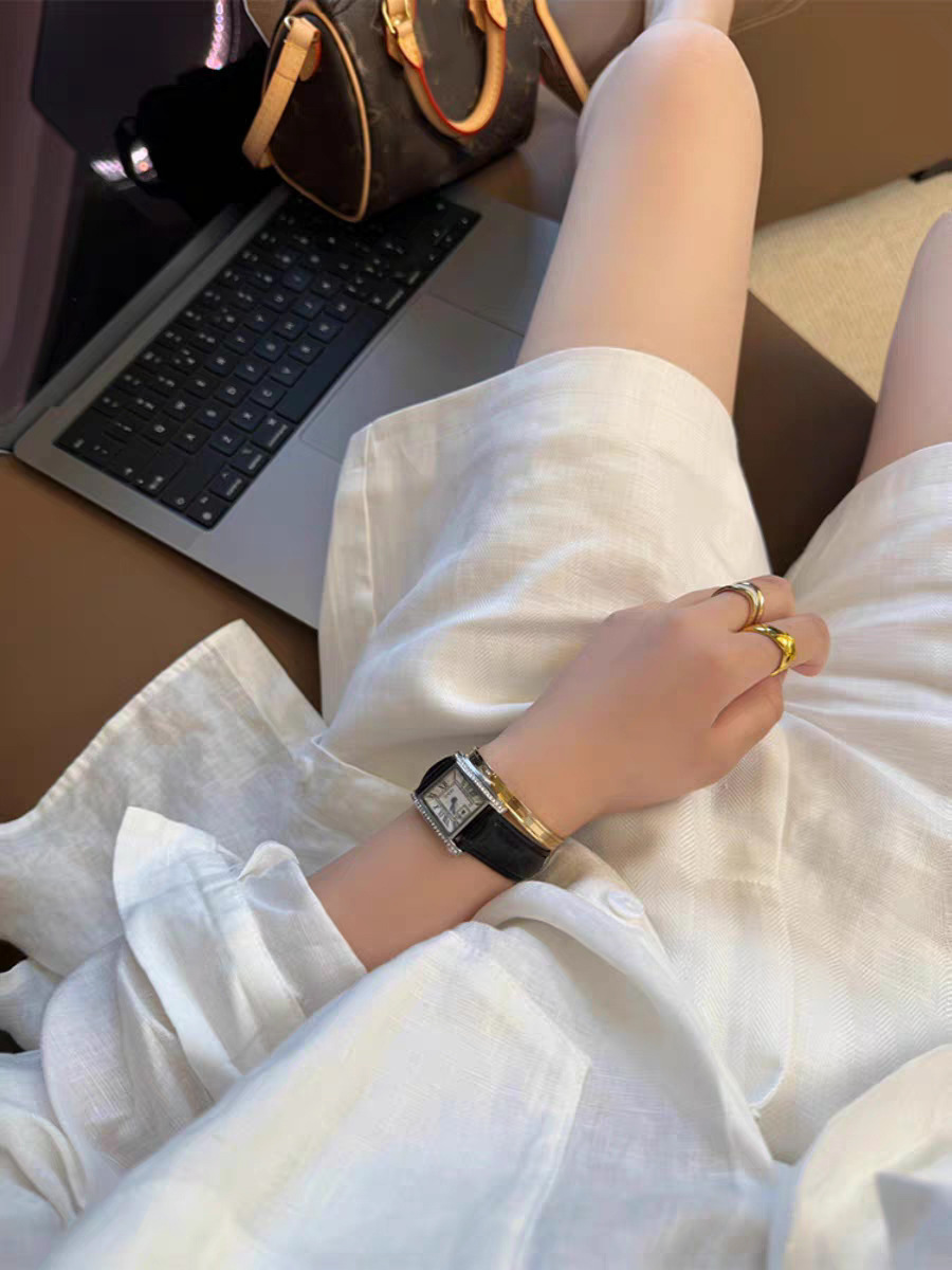 Quần short nữ cạp cao vải lanh trắng phong cách đơn giản thời trang — màu trắng