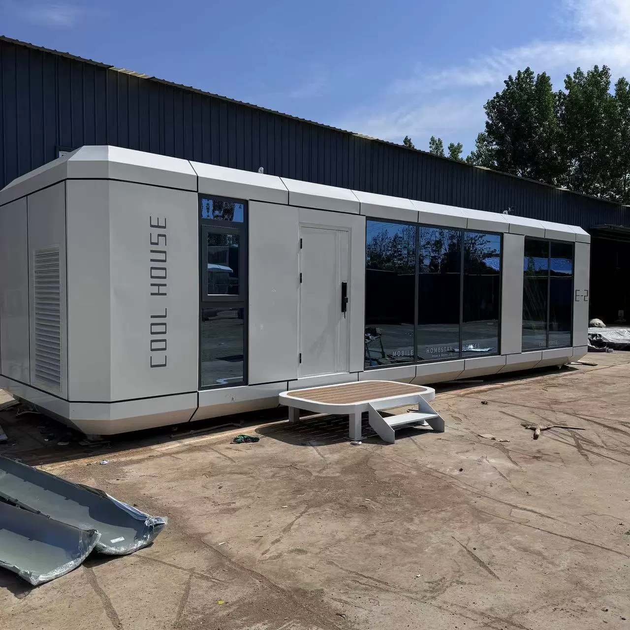 Космическая капсула Новая энергия Стеклянная мобильная комната Солнечная энергия Космическая капсула Apple Cang B & B Hotel