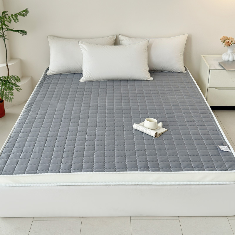 Class a Milk Silk Latex Memory Foam Mattress Thickeneded Tatami Cushion Student Dormitory Mat Manufacturer Wholesale
