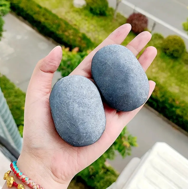 天然水晶次石墨把玩热敷石矿石原石打磨瑜伽石手把件摆件厂家批发|undefined