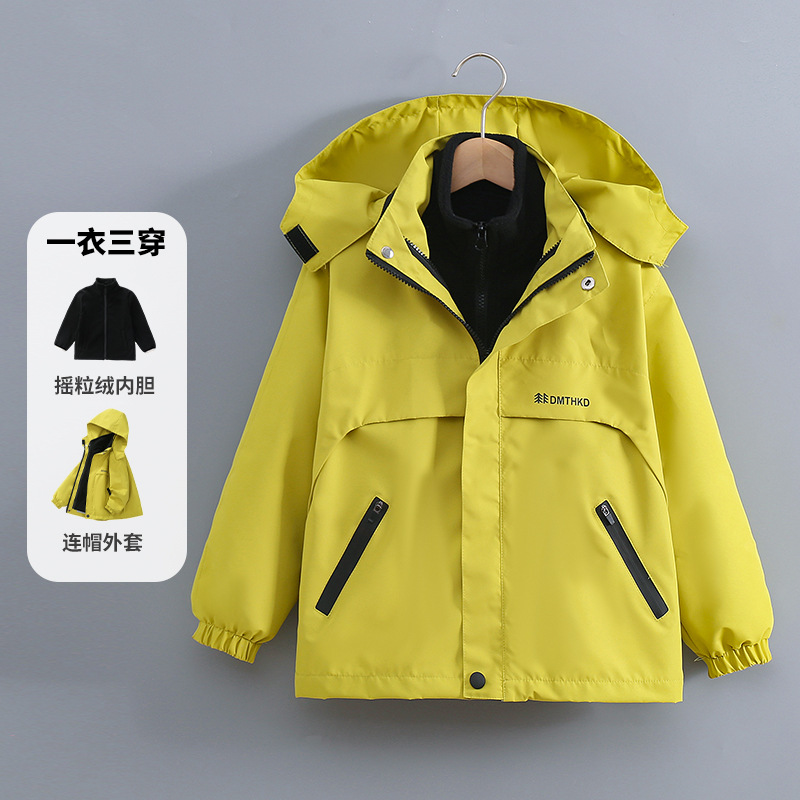 Niñas tres en uno bata de asalto para niños con abrigo de terciopelo primavera / otoño / invierno nuevo juego de chicas al aire libre de dos piezas