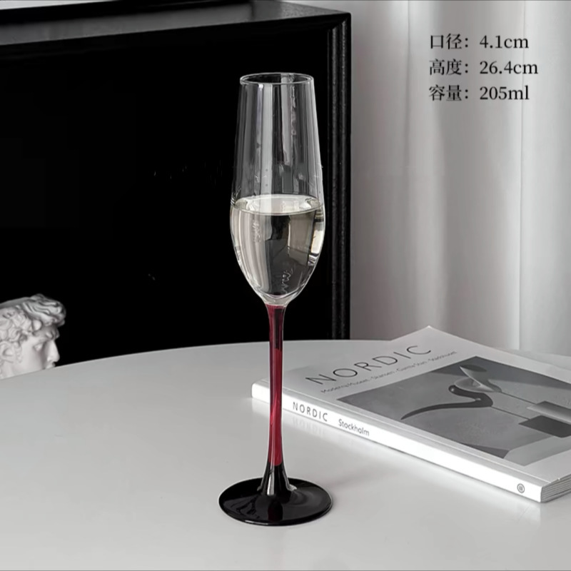 Vaso de champán europeo alto pié de barra roja creativo de cristal de alto nivel taza de vino vino vino vino taza de cóctel especial
