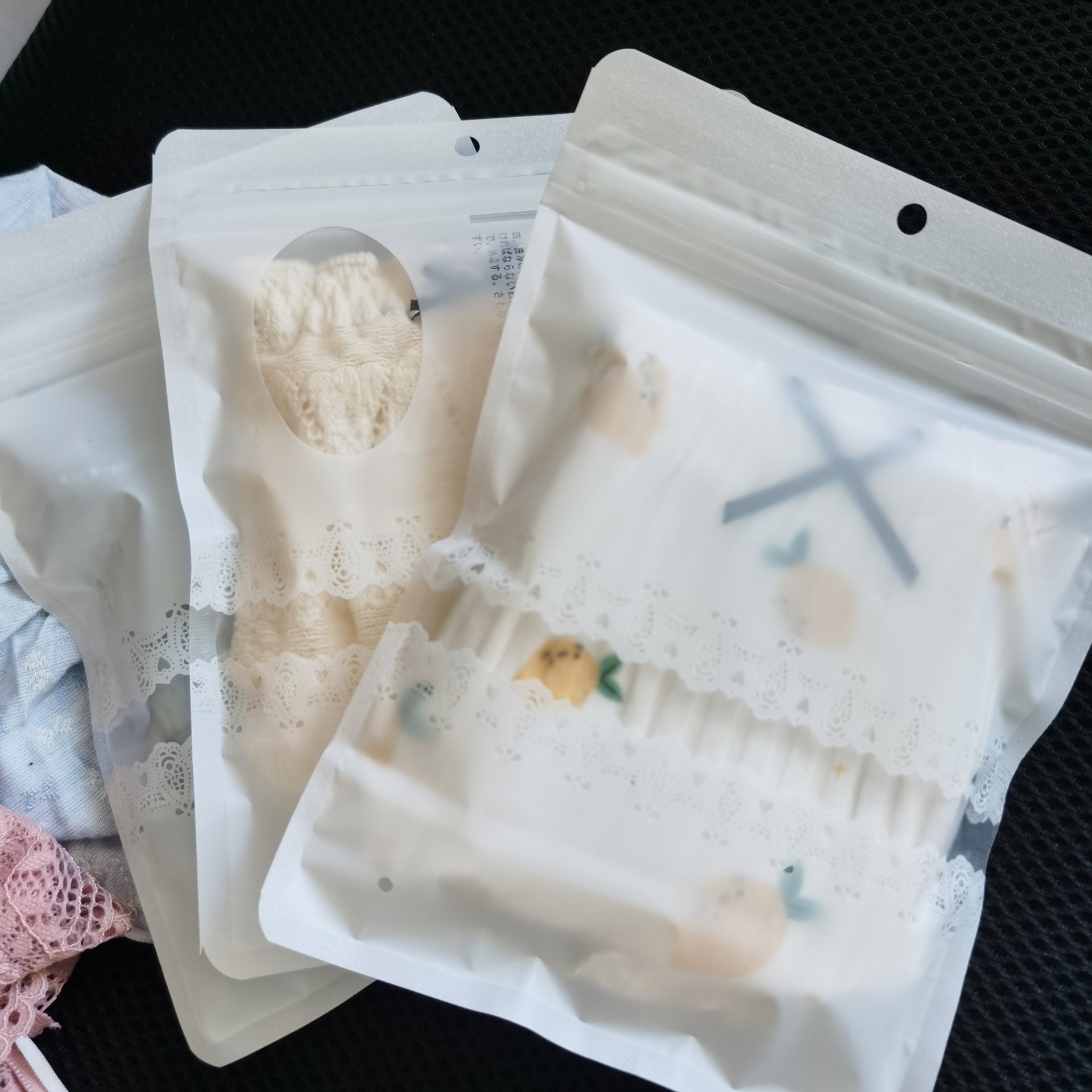 Underwear packaging bag, transparent single-piece individual packaging bag, transparent self-sealing bag