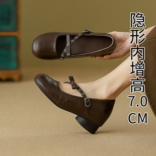 ��Ƥ��ʽ�͸���Ь�\�ں����Y����Ь��ɫСƤЬ�ӏ͹Ń����߬�����