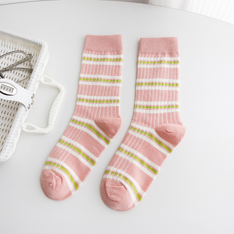 Calcetines de algodón de color puro medias de mujer a media pierna de color japonés a juego medias de mujer a rayas de Moda de Primavera, verano, Otoño e Invierno calcetines al por mayor