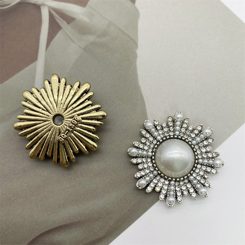 Vintage Blumen Brosche Mit Perlen Und Strass, Elegantes Accessoire_voghion.com