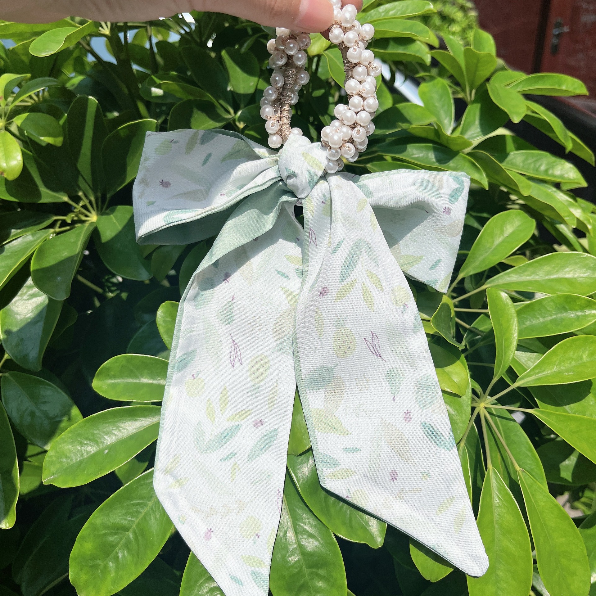 Banda de pelo de bufanda de seda para mujer corbata de pelo fino de verano de perlas cinta de arco Hada cuerda de pelo de todo fósforo estilo coreano accesorios para el cabello al por mayor