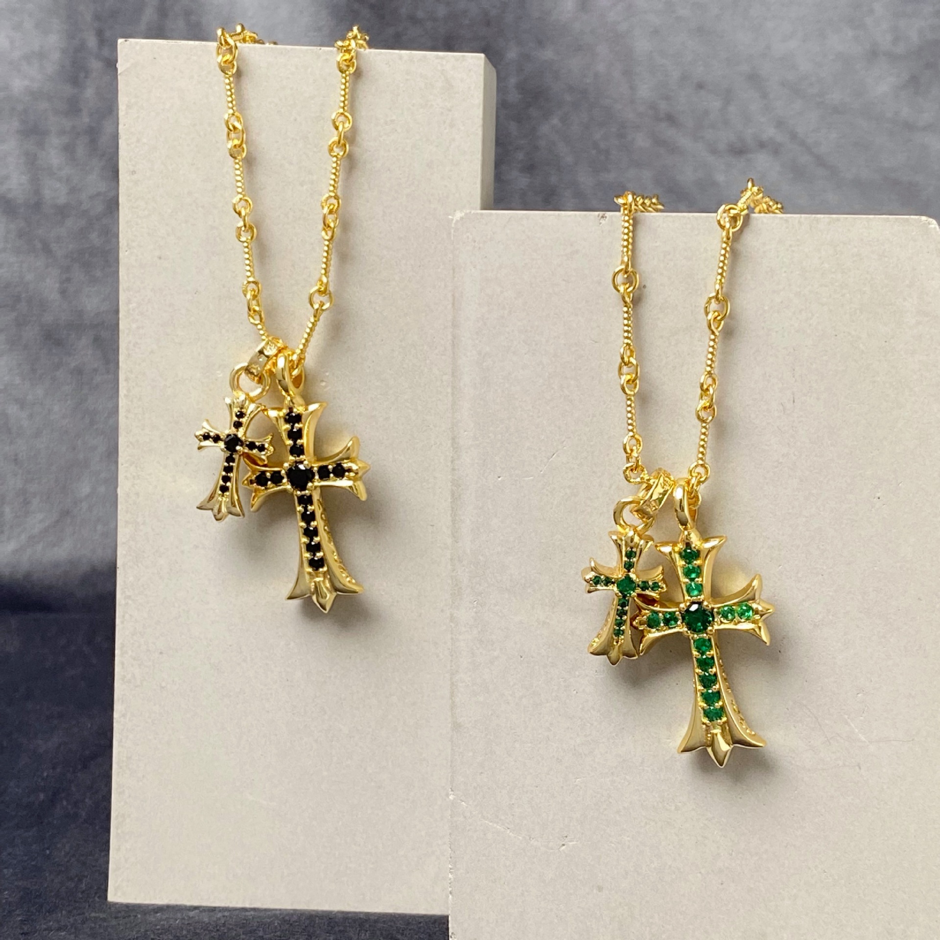 880d24a2ed32f9e3245e8680522699